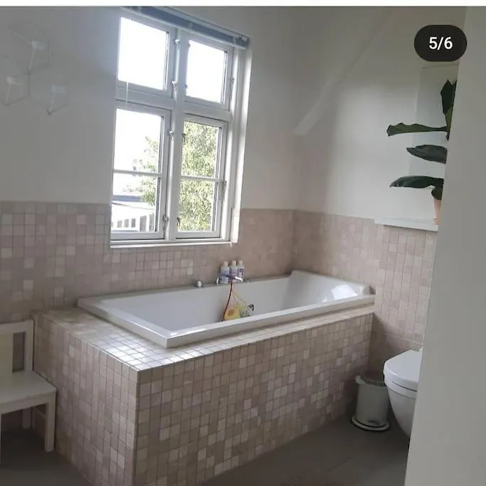Flot Stort Hus I Valby Udlejes! Villa Copenhagen